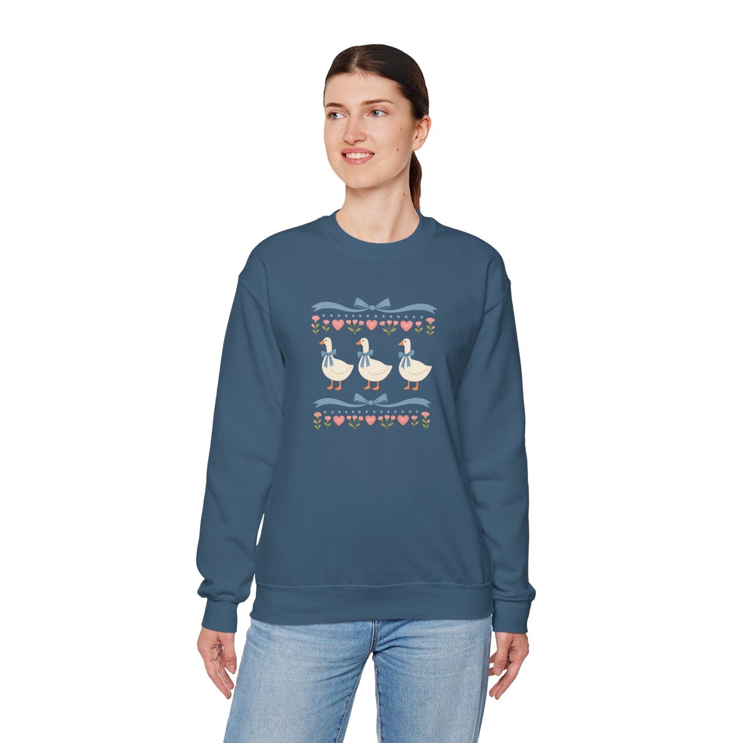 Vintage Geese Unisex Heavy Blend™ Crewneck Sweatshirt