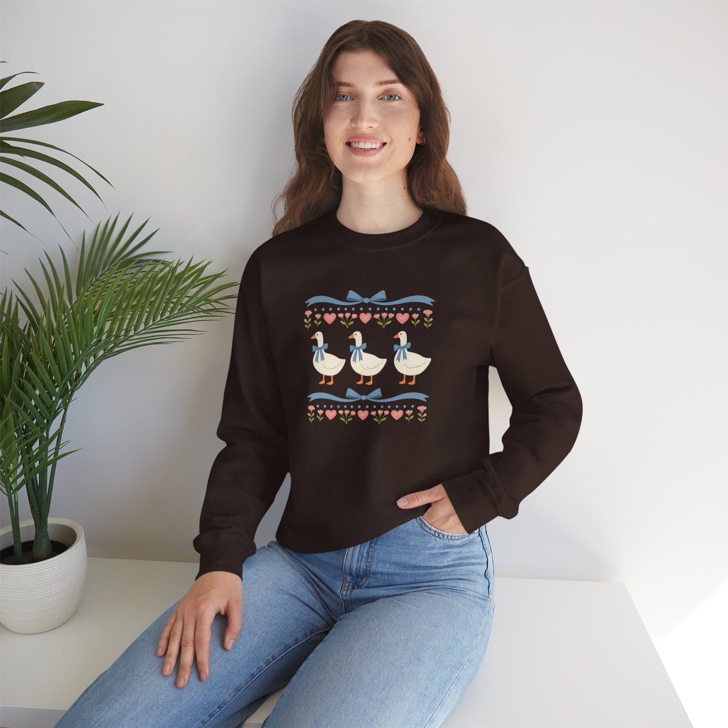 Vintage Geese Unisex Heavy Blend™ Crewneck Sweatshirt